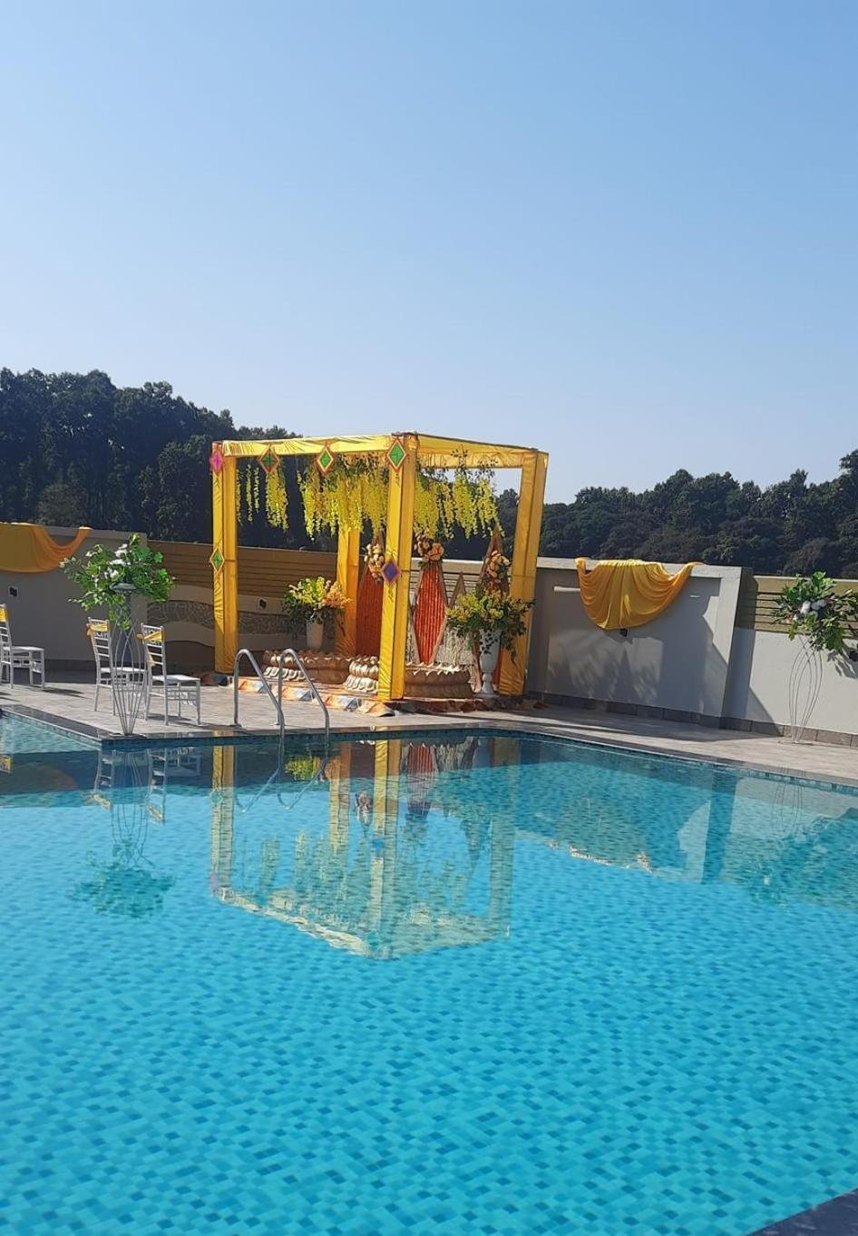Vanbilas Family Tourism Chālsa Dış mekan fotoğraf